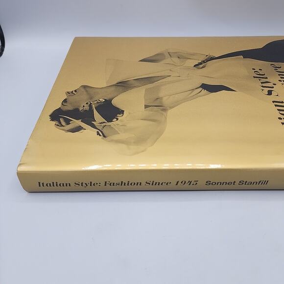 Italian Style - Fashion Since 1945 Edited by Sonnet Stanfill 2014 Hardcover DJ - Picture 4 of 16